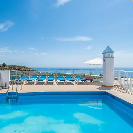 Otel Playamaro