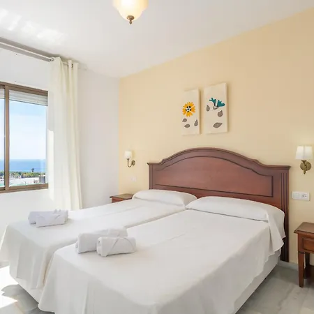 Otel Playamaro